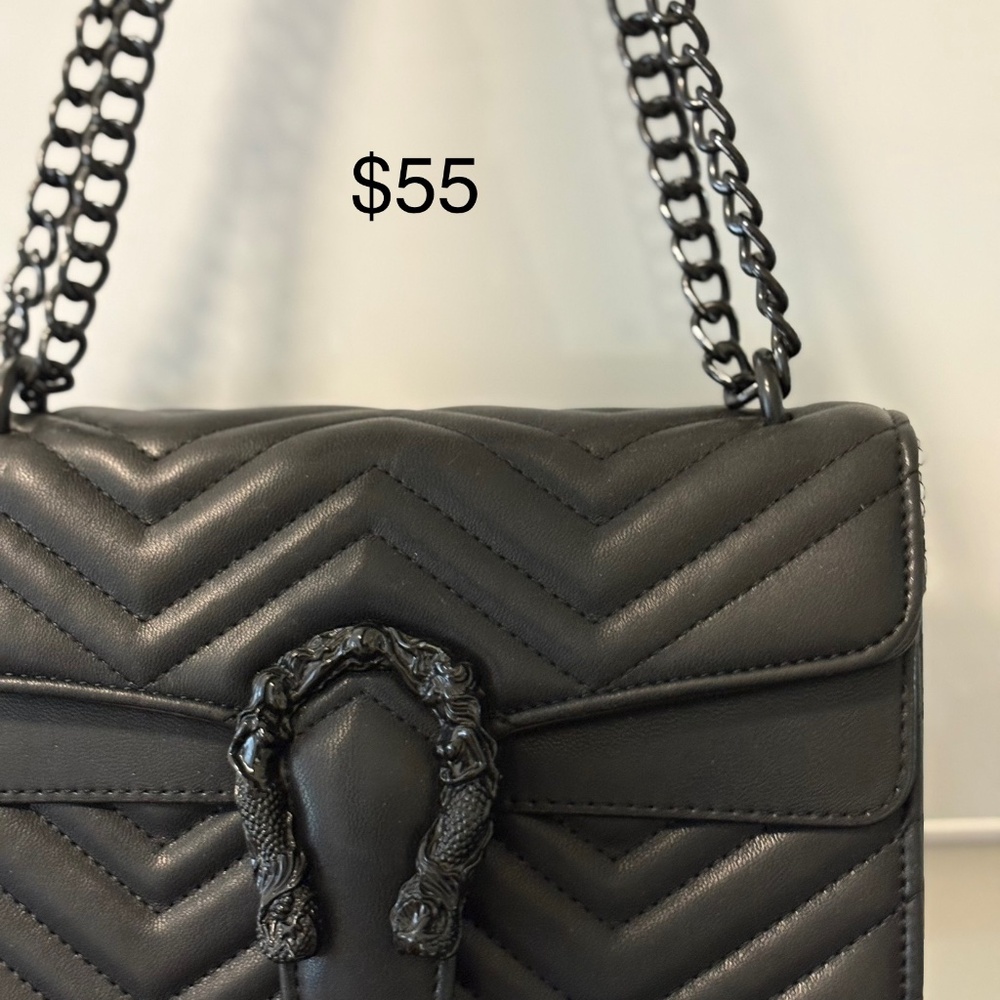 Purses - Picture 2 of 7